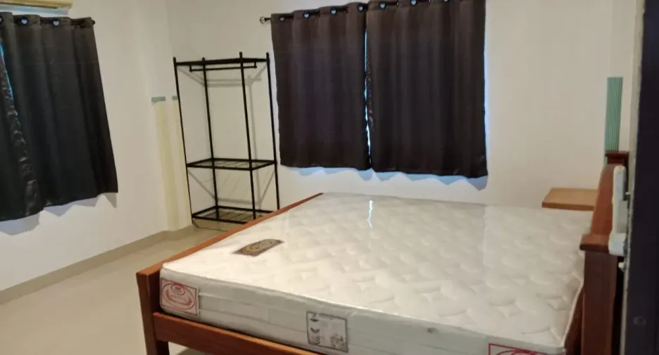 For rent 2 bed townhouse in Mueang Krabi, Krabi