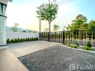 For sale 4 bed townhouse in Mueang Krabi, Krabi