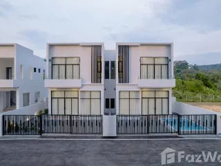 For sale 4 bed townhouse in Mueang Krabi, Krabi