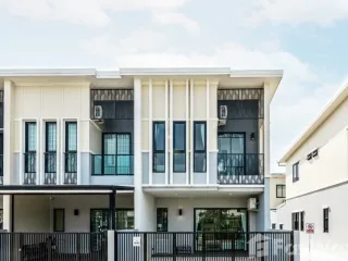 For sale 3 bed townhouse in Mueang Krabi, Krabi