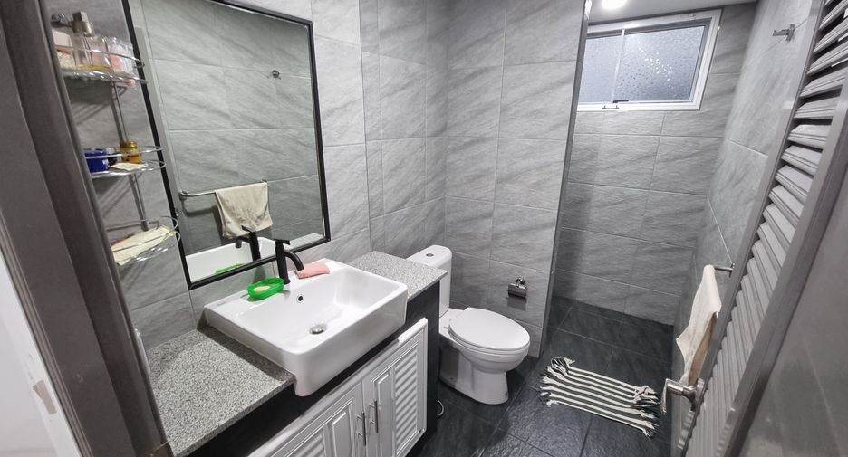 For rent 1 bed townhouse in Mueang Krabi, Krabi