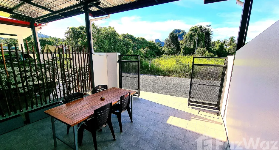 For rent 1 bed townhouse in Mueang Krabi, Krabi