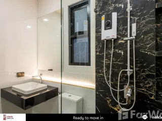 For sale 4 bed townhouse in Mueang Krabi, Krabi