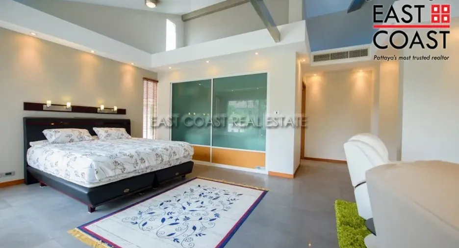 For rent and for sale 4 bedrooms house in Bang Lamung, Chonburi
