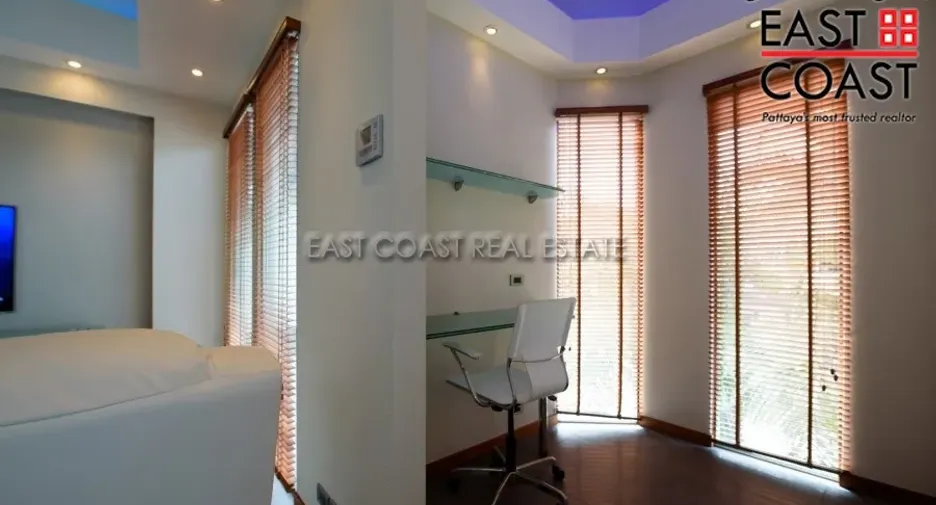 For rent and for sale 4 bedrooms house in Bang Lamung, Chonburi