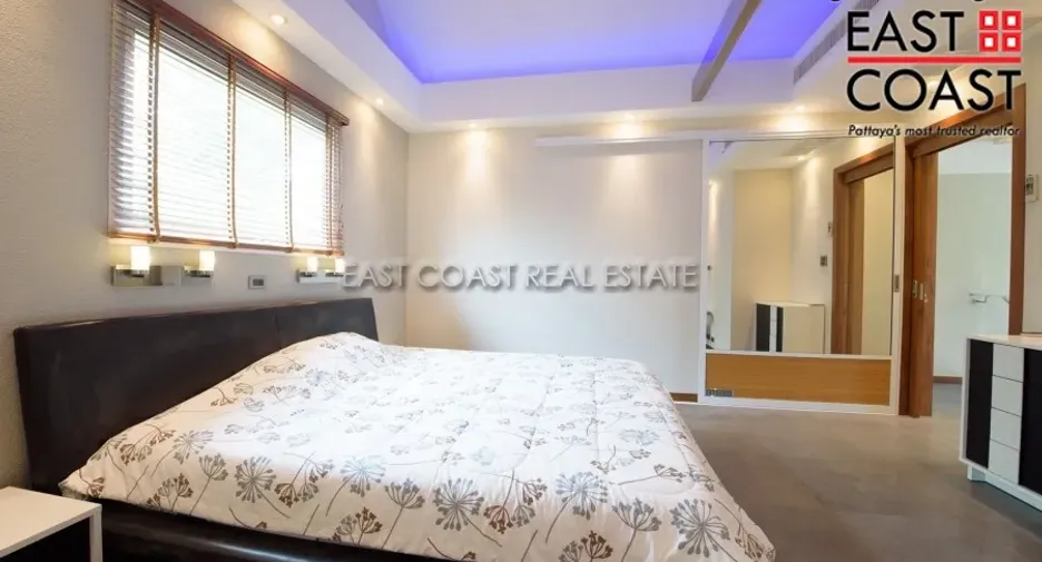 For rent and for sale 4 bedrooms house in Bang Lamung, Chonburi