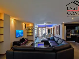 For rent そして for sale 4 ベッドルーム house in Bang Lamung, Chonburi