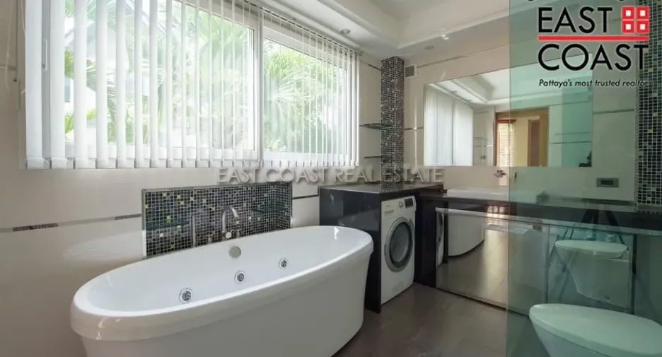 For rent and for sale 4 bedrooms house in Bang Lamung, Chonburi
