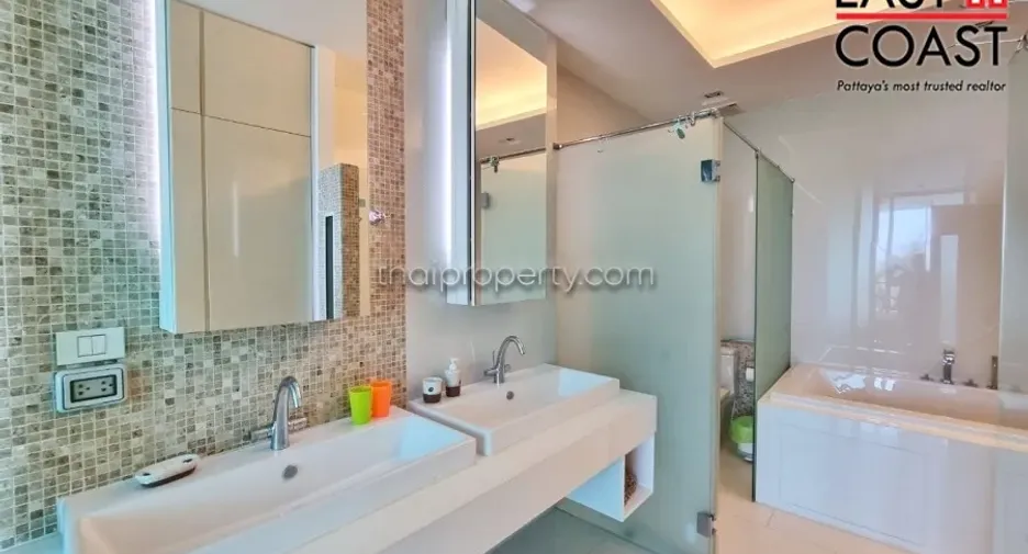 For rent and for sale 2 bedrooms condo in Bang Lamung, Chonburi