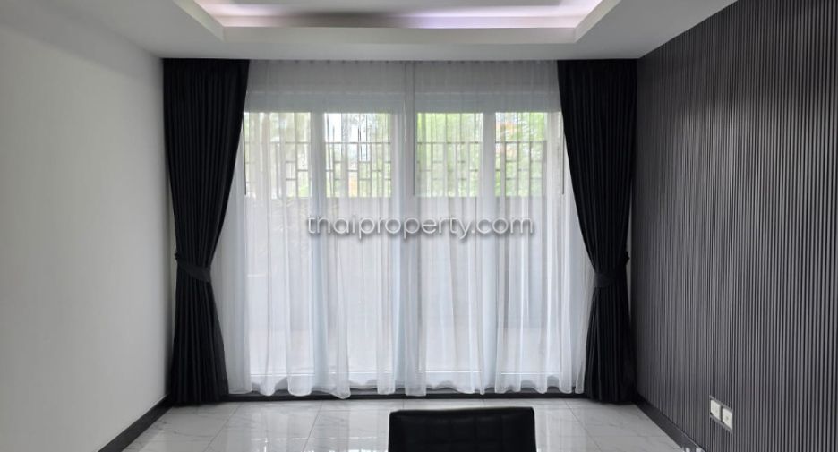 Haus zum Kauf mit 3 Zimmer in Bang Lamung, Chonburi
