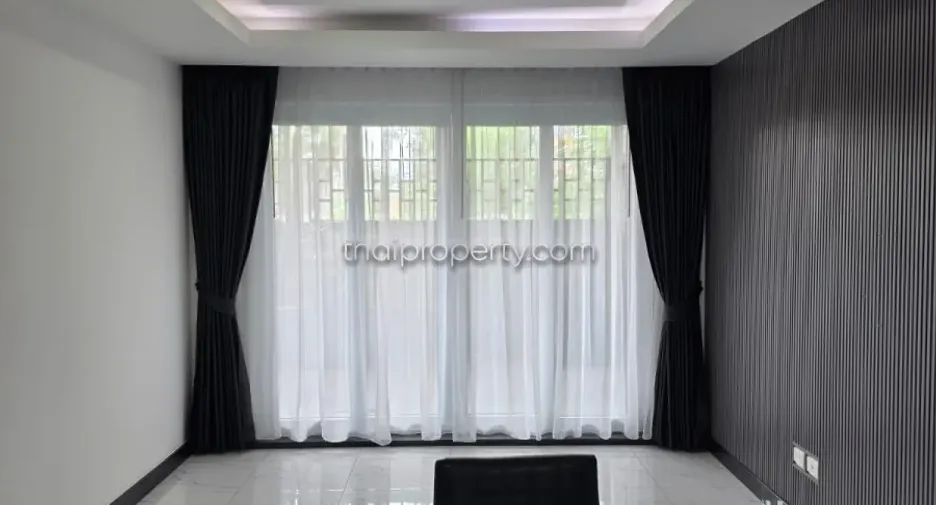 À vendre 3 chambres maison à Bang Lamung, Chonburi