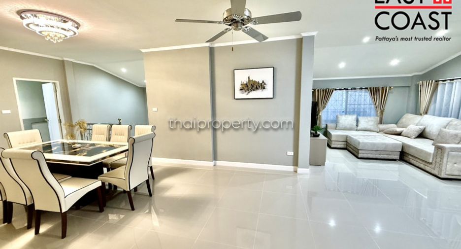 Casa en venta de 4 habitaciones en Bang Lamung, Chonburi