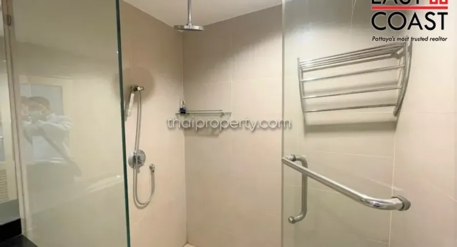 For rent and for sale 2 bedrooms condo in Bang Lamung, Chonburi