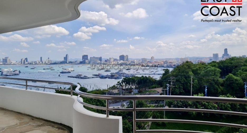 For rent 4 bedrooms condo in Bang Lamung, Chonburi