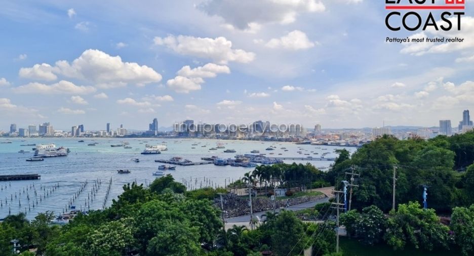 For rent 4 bedrooms condo in Bang Lamung, Chonburi