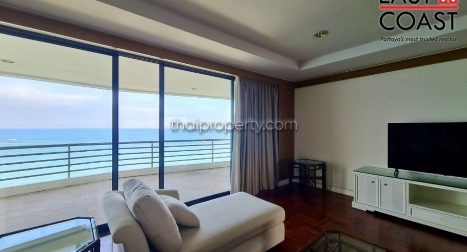 For rent 4 bedrooms condo in Bang Lamung, Chonburi
