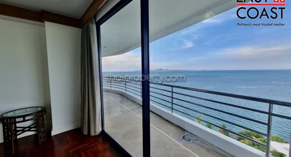 For rent 4 bedrooms condo in Bang Lamung, Chonburi