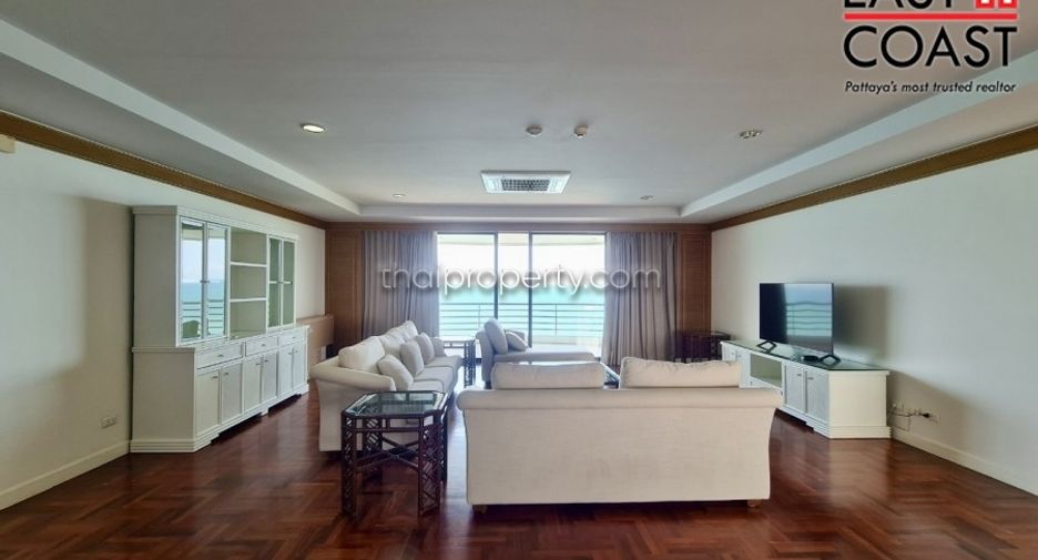 For rent 4 bedrooms condo in Bang Lamung, Chonburi