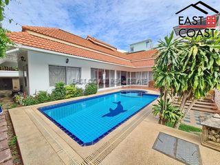 For rent 3 bed house in Pratumnak, Pattaya
