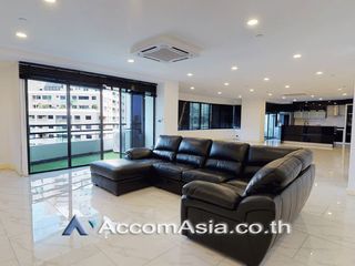 For rent 3 bed condo in Watthana, Bangkok