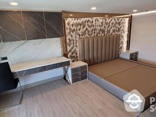 For rent そして for sale 4 Beds condo in Khlong Toei, Bangkok
