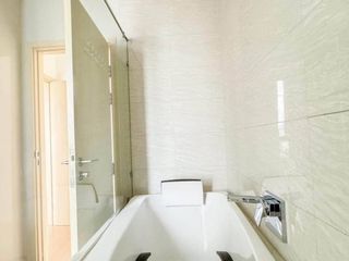 For rent そして for sale 2 Beds condo in Watthana, Bangkok