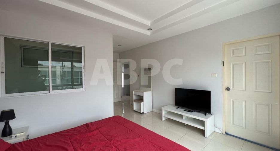 Reihenhaus zum Kauf mit 2 Zimmer in Mueang Rayong, Rayong