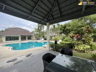 For sale 2 bedrooms townhouse in Mueang Rayong, Rayong