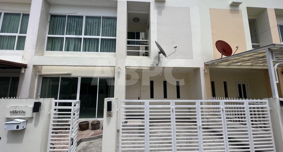 For sale 2 bedrooms townhouse in Mueang Rayong, Rayong