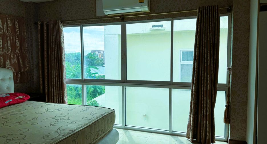 Casa adosada en venta de 3 habitaciones en East Pattaya, Pattaya