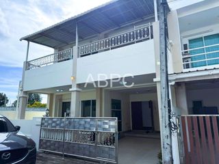 For sale 3 ベッドルーム townhouse in Mueang Rayong, Rayong