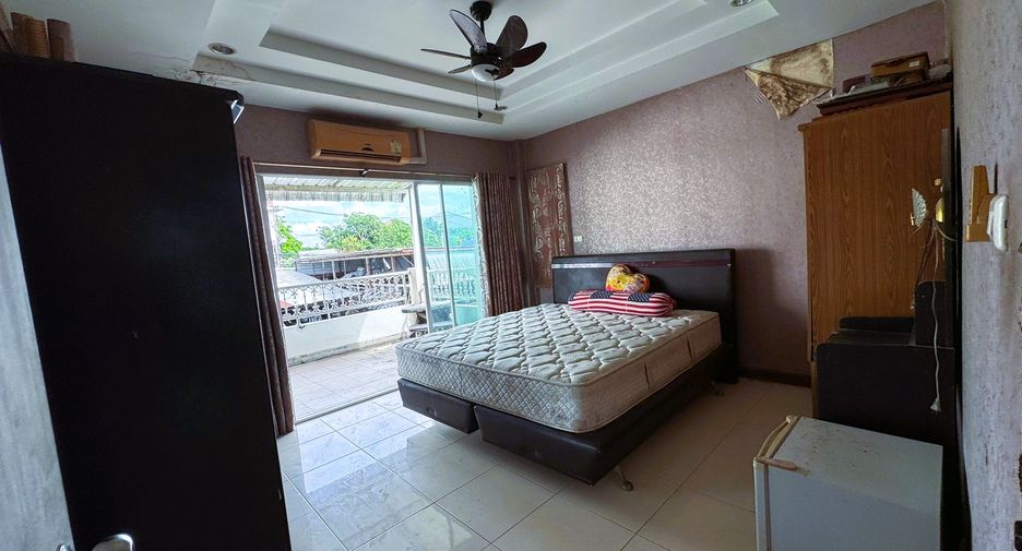 Casa adosada en venta de 3 habitaciones en East Pattaya, Pattaya