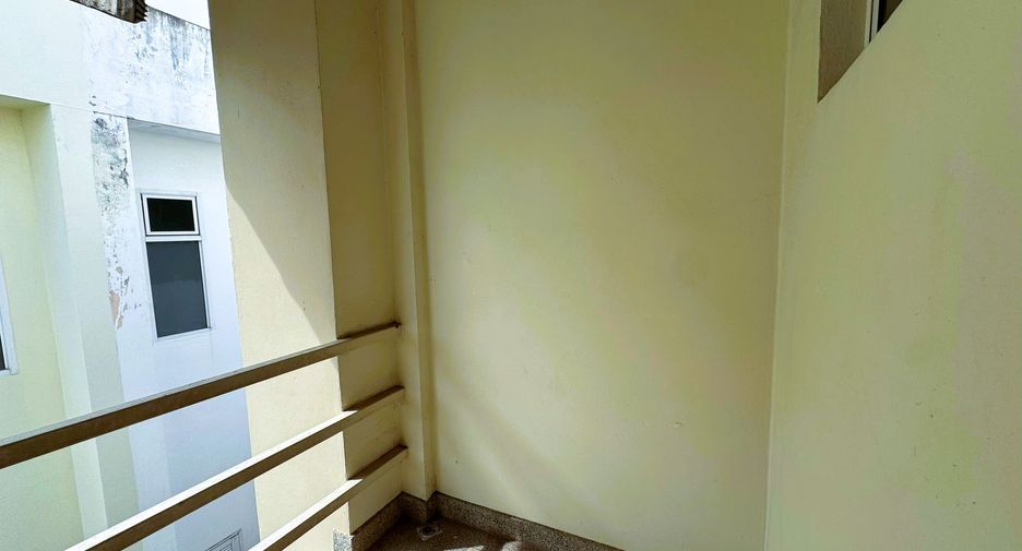 Casa adosada en venta de 3 habitaciones en East Pattaya, Pattaya
