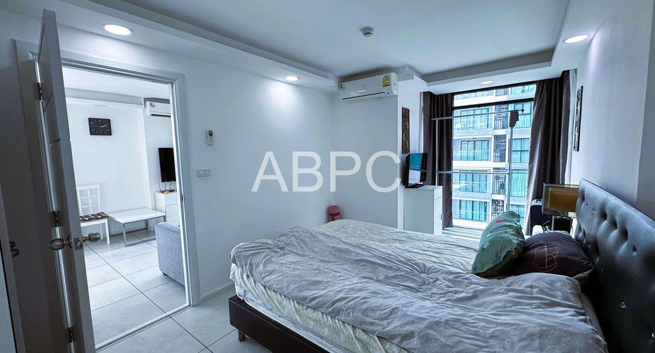 For sale 1 bed condo in Pratumnak, Pattaya