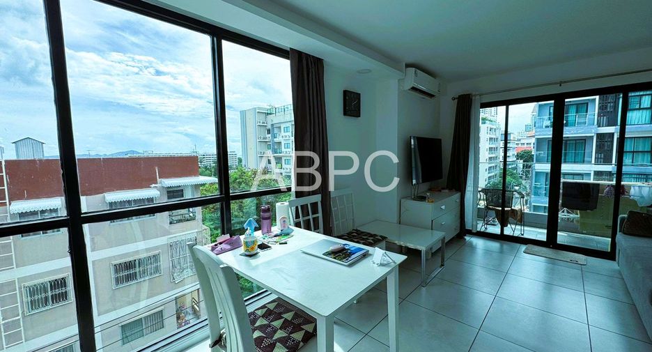For sale 1 bed condo in Pratumnak, Pattaya