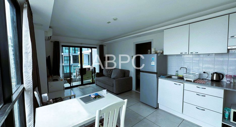 For sale 1 bed condo in Pratumnak, Pattaya