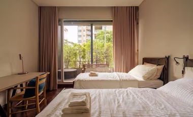 For rent 2 bed townhouse in Yan Nawa, Bangkok