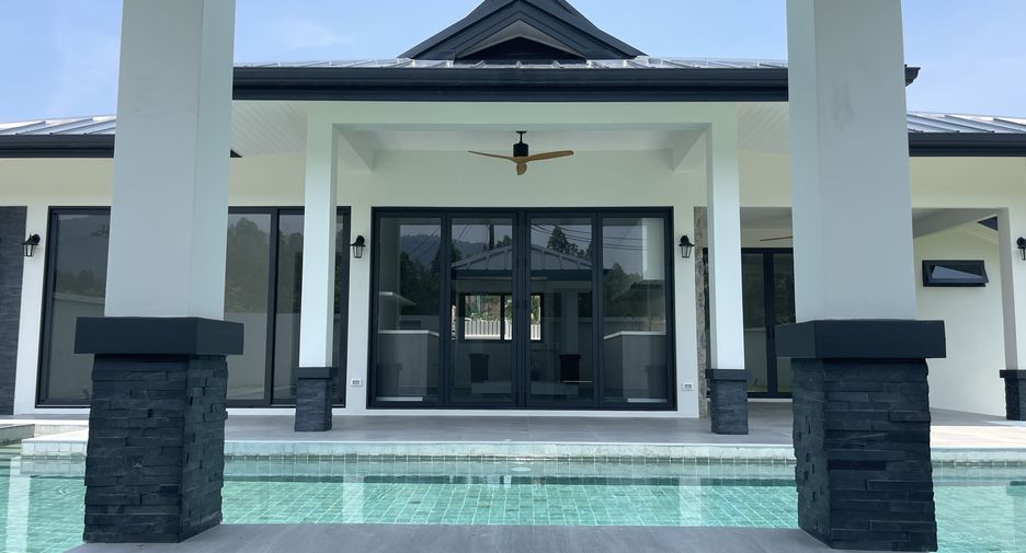 For sale 4 bed villa in Thalang, Phuket