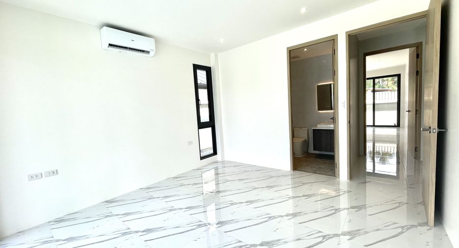 For sale 4 bed villa in Thalang, Phuket