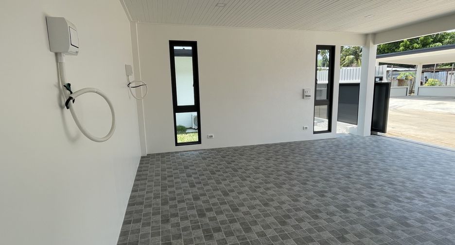 For sale 4 bed villa in Thalang, Phuket