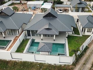 For sale 4 Beds villa in Thalang, Phuket