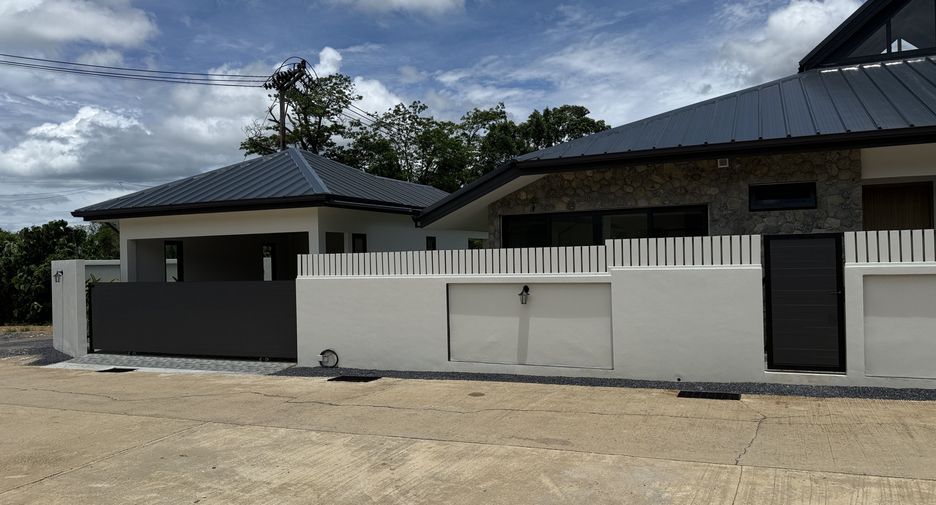 For sale 4 bed villa in Thalang, Phuket