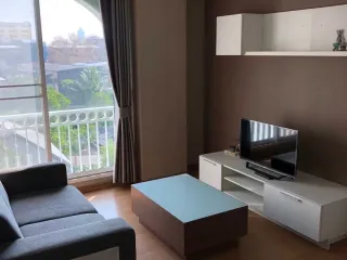 For sale 1 Beds condo in Pom Prap Sattru Phai, Bangkok