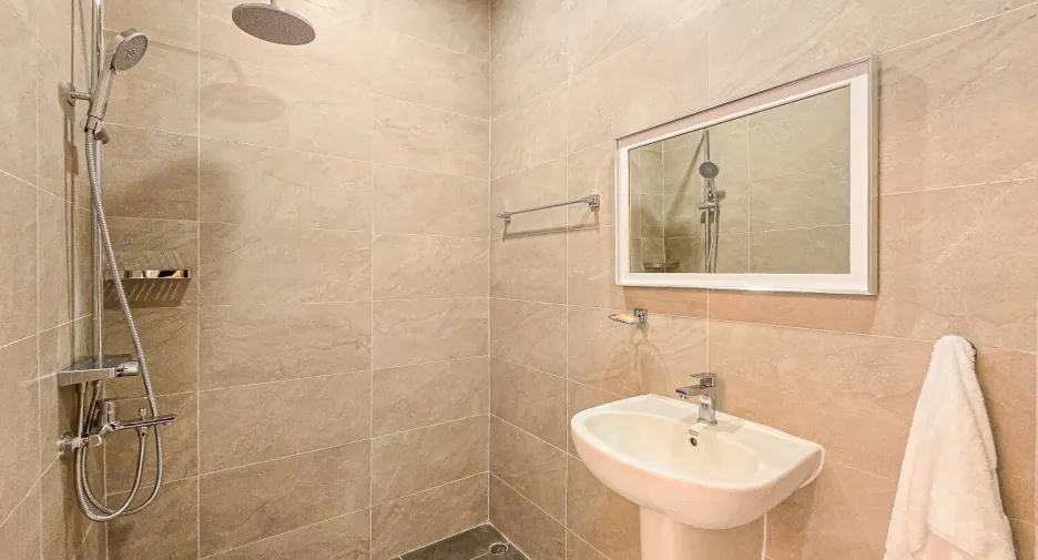 For sale 4 bed house in East Pattaya, Pattaya