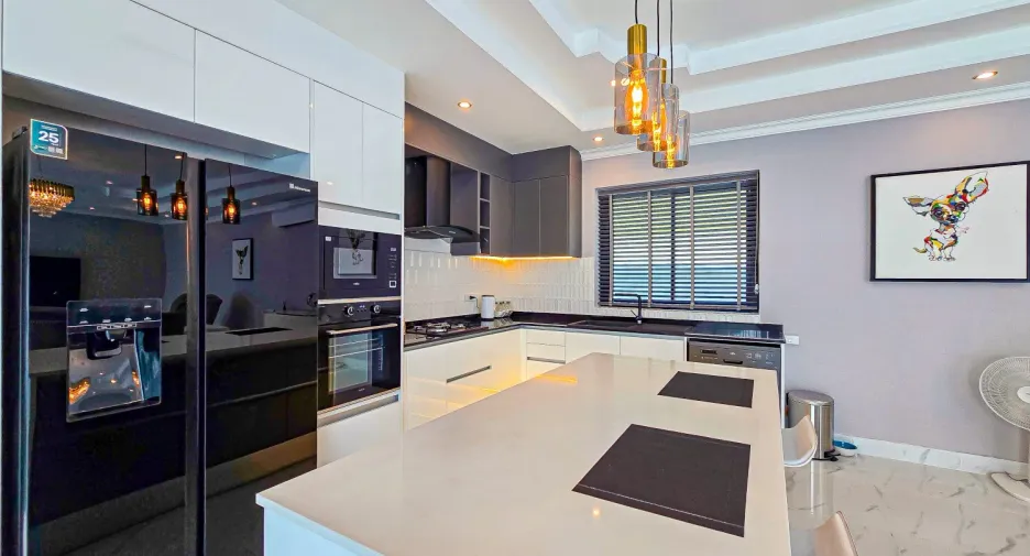 For sale 4 bed house in East Pattaya, Pattaya