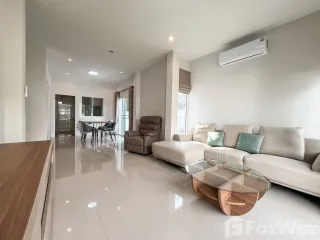 For rent 3 bed house in San Kamphaeng, Chiang Mai