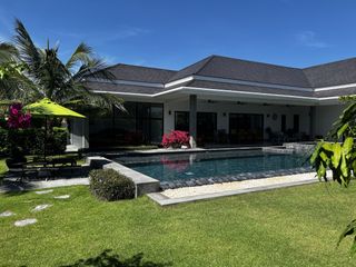 For sale 4 bed villa in Cha Am, Phetchaburi