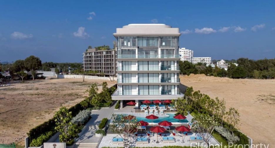 For sale 3 bedrooms condo in Sattahip, Chonburi