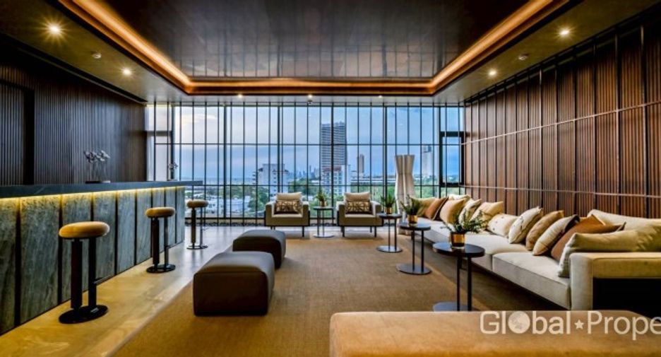 For sale 1 bed condo in Sattahip, Chonburi