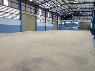 For sale and for rent warehouse in Phanat Nikhom, Chonburi
